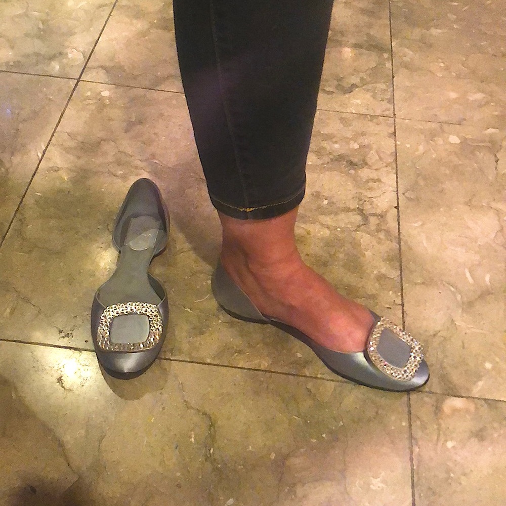 Roger Vivier baby blue satin flats w/brilliant crystal buckles gorgeous sz 34.5 - Picture 15 of 16